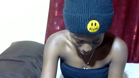 Snapshot of pretty_ebby chatting on February 11, 2026, 6:35 pm pretty_ebby online show from February 11, 2026, 6:35 pm