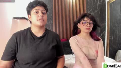 pretty_honey22 online show from May 6, 2026, 8:03 pm
