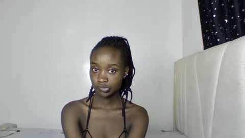 pretty luv1 online show from May 12, 2026, 11:07 am