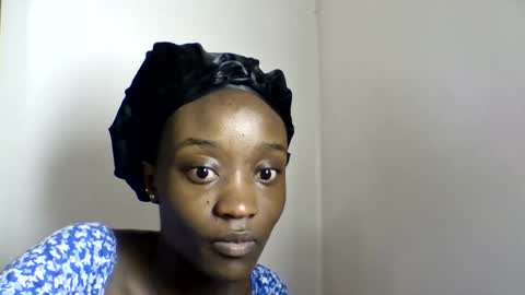 Snapshot of pretty_luv1 chatting on July 21, 2026, 10:28 am pretty luv1 online show from July 21, 2026, 10:28 am