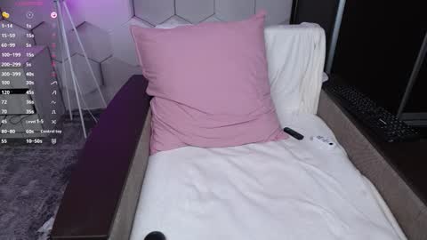 Pretty Marta online show from November 28, 2025, 11:57 am