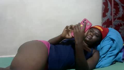 Snapshot of pretty_melan chatting on March 3, 2026, 4:18 am pretty_melan online show from March 3, 2026, 4:18 am