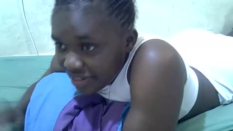 Snapshot of pretty_melan chatting on April 1, 2026, 10:27 am pretty_melan online show from April 1, 2026, 10:27 am