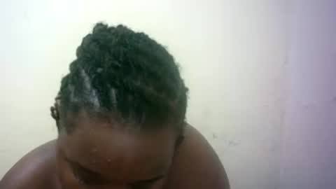 Snapshot of pretty_milan chatting on June 13, 2026, 12:58 pm pretty_milan online show from June 13, 2026, 12:58 pm