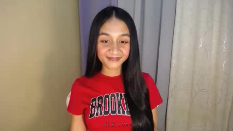 Snapshot of pretty_morenaxx chatting on November 18, 2025, 5:12 am Marimar online show from November 18, 2025, 5:12 am