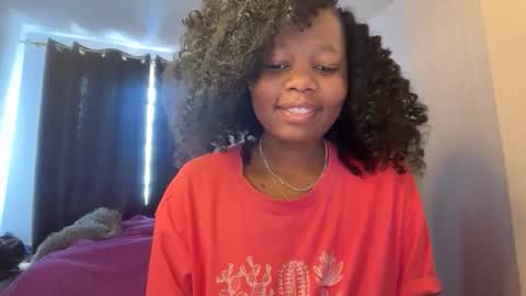 Snapshot of pretty_peaches chatting on February 26, 2026, 9:08 am Pretty peaches online show from February 26, 2026, 9:08 am