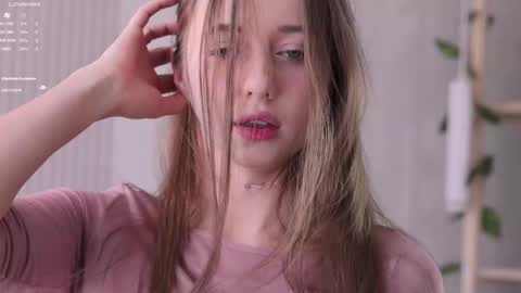 Snapshot of pretty_princess_elina chatting on March 15, 2026, 10:32 am Elina online show from March 15, 2026, 10:32 am