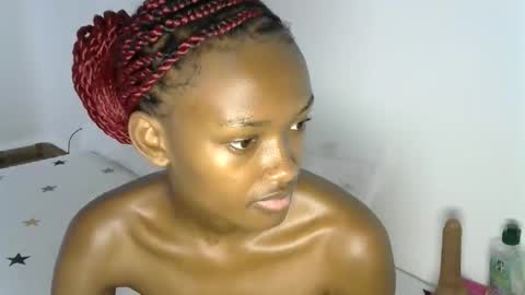 Snapshot of pretty_queennie chatting on December 14, 2025, 11:48 am Pretty doll online show from December 14, 2025, 11:48 am