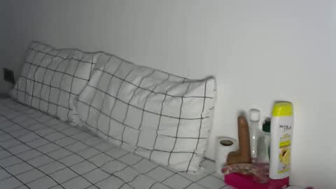 Snapshot of pretty_queennie chatting on January 12, 2026, 6:13 pm Pretty doll online show from January 12, 2026, 6:13 pm