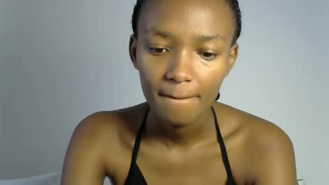 Snapshot of pretty_queennie chatting on March 8, 2026, 10:41 am Pretty doll online show from March 8, 2026, 10:41 am