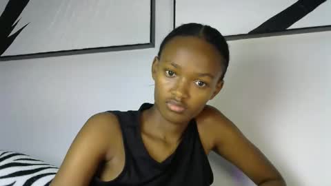 Snapshot of pretty_queennie chatting on April 13, 2026, 5:29 pm Pretty doll online show from April 13, 2026, 5:29 pm