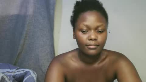 Snapshot of pretty_shanz chatting on October 18, 2025, 12:06 pm pretty_shanz online show from October 18, 2025, 12:06 pm