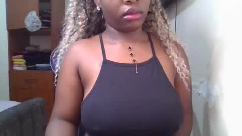 Snapshot of pretty_shila chatting on May 7, 2026, 11:21 pm pretty_shila online show from May 7, 2026, 11:21 pm