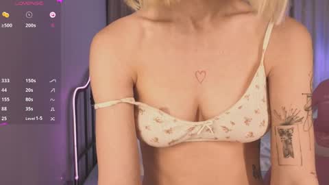 Snapshot of pretty_smile_baby chatting on May 30, 2026, 5:59 am pretty smile baby online show from May 30, 2026, 5:59 am