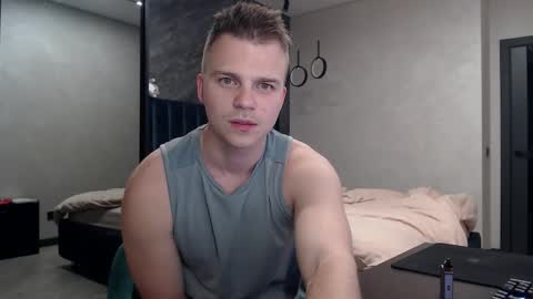 Snapshot of pretty_sweety chatting on October 25, 2025, 6:21 am Justin online show from October 25, 2025, 6:21 am