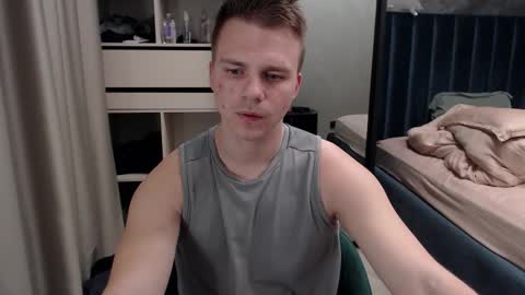 Snapshot of pretty_sweety chatting on November 6, 2025, 3:40 am Justin online show from November 6, 2025, 3:40 am