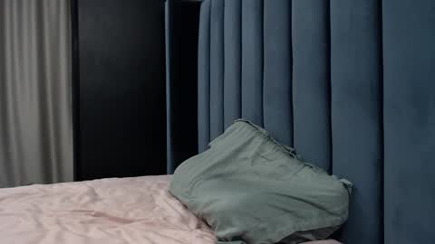 Snapshot of pretty_sweety chatting on November 6, 2025, 10:10 pm Justin online show from November 6, 2025, 10:10 pm