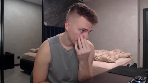 Snapshot of pretty_sweety chatting on November 13, 2025, 5:50 am Justin online show from November 13, 2025, 5:50 am