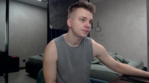 Snapshot of pretty_sweety chatting on February 18, 2026, 4:19 am Justin online show from February 18, 2026, 4:19 am