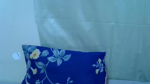 Twirl online show from April 2, 2026, 5:32 pm