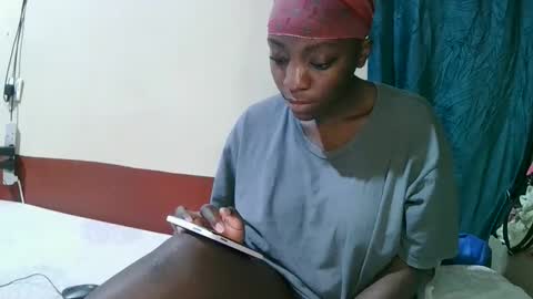 pretty_tiffany1 online show from April 9, 2026, 6:19 am