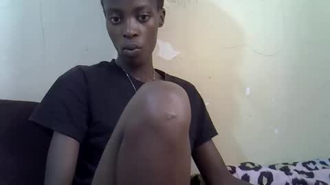 Snapshot of pretty_vee001 chatting on February 23, 2026, 10:45 am Vee online show from February 23, 2026, 10:45 am