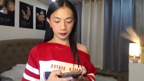 Snapshot of prettyakhira chatting on March 8, 2026, 5:28 pm prettyakhira online show from March 8, 2026, 5:28 pm