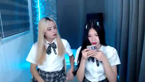 prettyallison_29 online show from January 20, 2025, 1:07 am