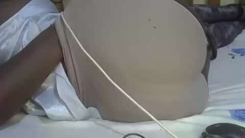 Snapshot of prettyalma chatting on March 11, 2026, 7:31 pm prettyalma online show from March 11, 2026, 7:31 pm