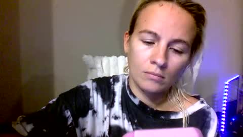 Snapshot of prettybabypetite chatting on February 9, 2026, 9:52 pm Missy Jack online show from February 9, 2026, 9:52 pm