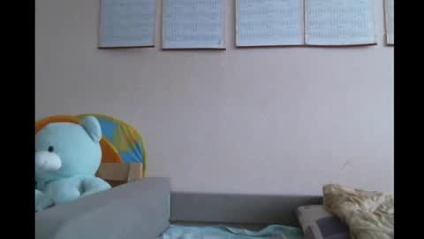 Snapshot of prettybella_7 chatting on January 15, 2025, 9:45 am Bella online show from January 15, 2025, 9:45 am