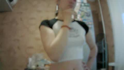 Bella online show from March 25, 2026, 3:01 am