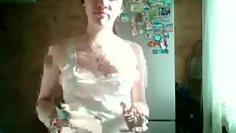 Bella online show from July 10, 2026, 3:22 am