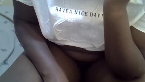 prettybooty1 online show from February 27, 2025, 4:09 am