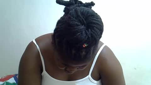 prettybooty1 online show from October 6, 2025, 9:40 am