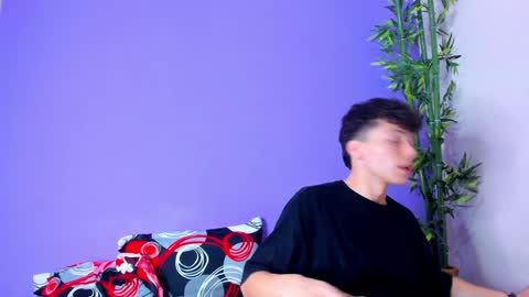 Enzo  Denis online show from January 11, 2025, 2:09 am