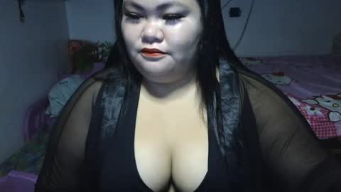 prettycarla online show from May 4, 2026, 11:23 pm