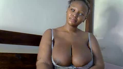 prettydey1 online show from May 18, 2026, 4:13 pm