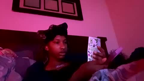 Snapshot of prettyfacefemale chatting on October 14, 2025, 8:53 pm prettyfacefemale online show from October 14, 2025, 8:53 pm