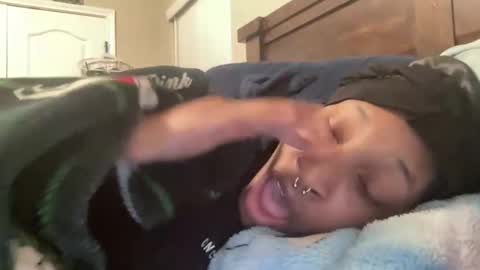 Snapshot of prettyfacefemale chatting on February 18, 2026, 6:53 am prettyfacefemale online show from February 18, 2026, 6:53 am