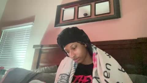 prettyfacefemale online show from May 20, 2026, 5:41 pm