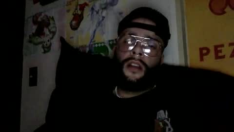 prettyglazed online show from February 13, 2025, 2:34 am