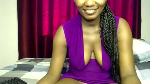 Snapshot of prettygoddess1 chatting on October 1, 2025, 5:35 am Mary online show from October 1, 2025, 5:35 am