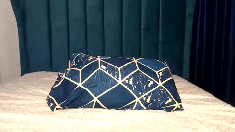 Snapshot of prettygoddess1 chatting on November 1, 2025, 6:48 am Mary online show from November 1, 2025, 6:48 am