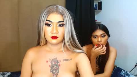 prettyiziets online show from February 11, 2025, 2:25 am