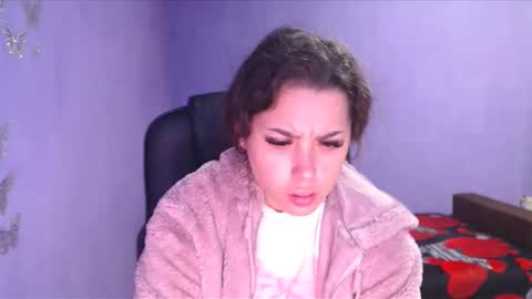 Snapshot of prettyjulliette chatting on December 23, 2024, 2:17 pm prettyjulliette online show from December 23, 2024, 2:17 pm