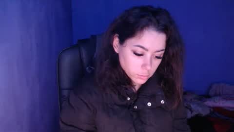 Snapshot of prettyjulliette chatting on December 31, 2024, 8:48 am prettyjulliette online show from December 31, 2024, 8:48 am