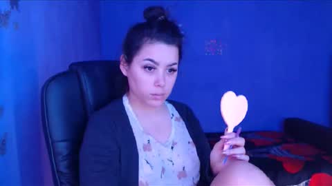 Snapshot of prettyjulliette chatting on January 6, 2025, 10:24 am prettyjulliette online show from January 6, 2025, 10:24 am