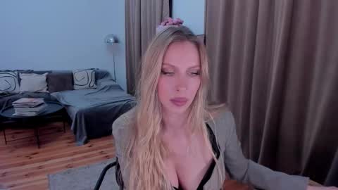Eva online show from March 10, 2026, 12:37 am
