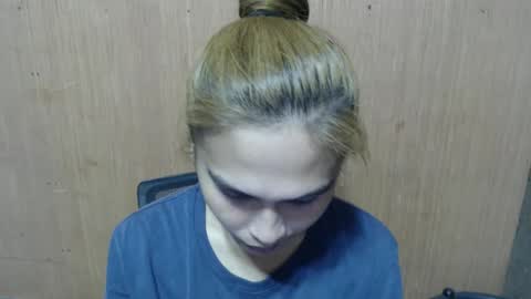 Snapshot of prettykate_04 chatting on February 22, 2025, 8:20 pm Kate online show from February 22, 2025, 8:20 pm